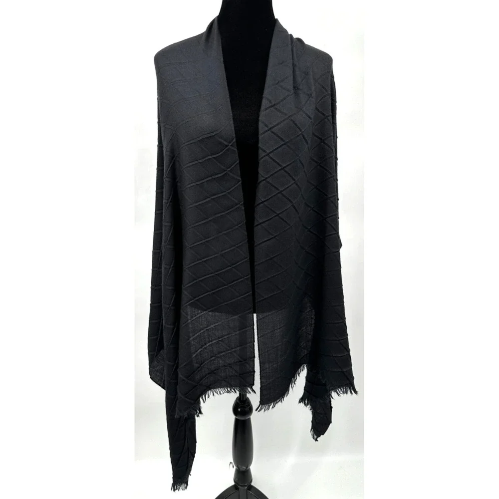 Loro‎ Piana Womens Designer Black Cashmere Diamond Rectangular Pashmina Scarf